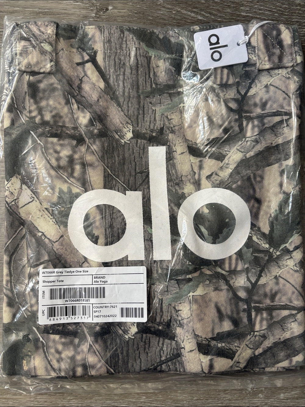 ALO Yoga Camo Tote Bag
